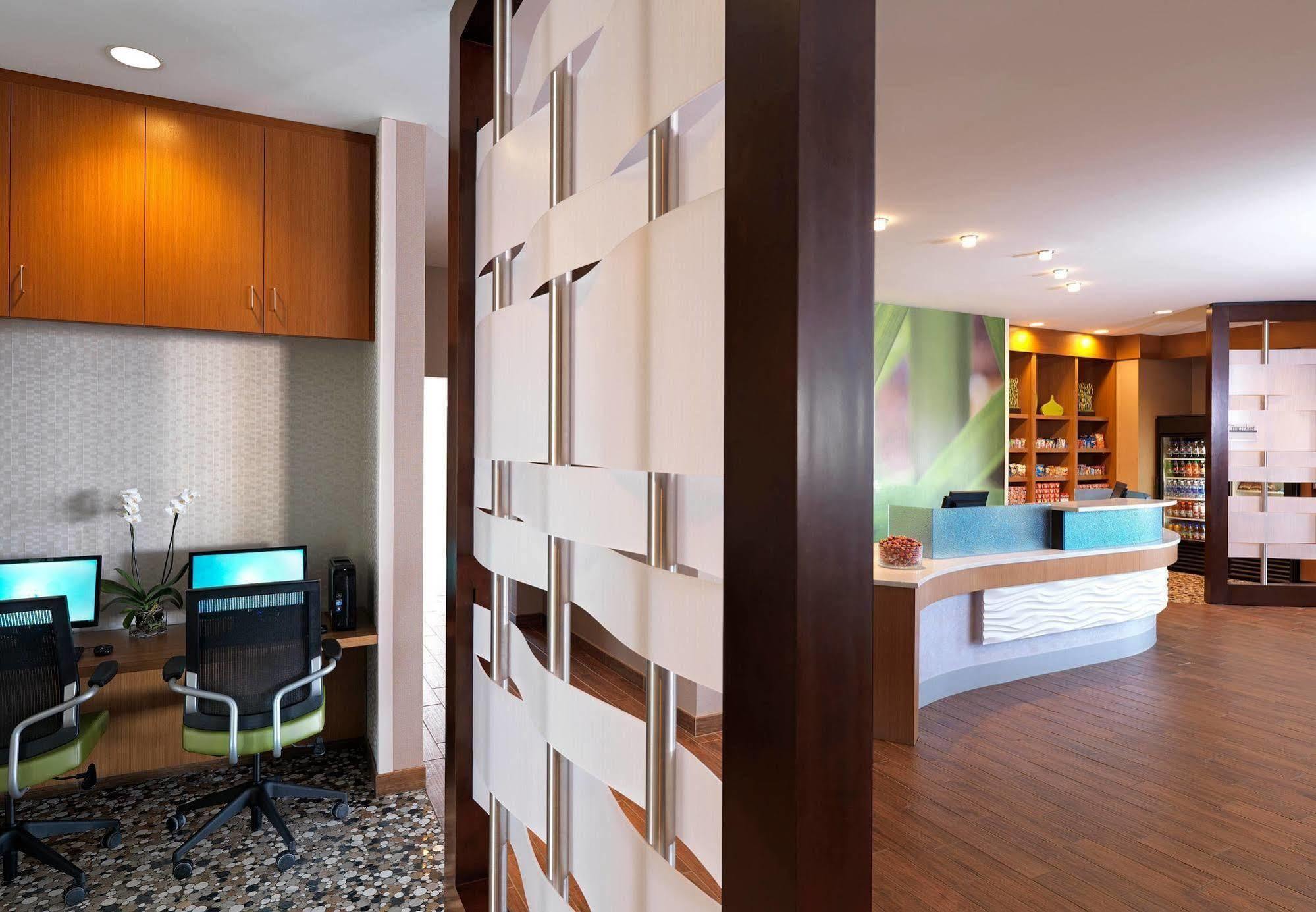 Springhill Suites By Marriott Coralville Exteriér fotografie